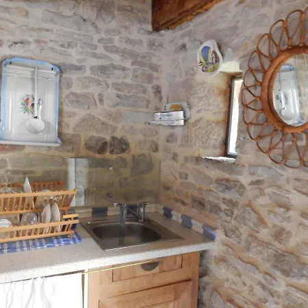 Chambre Dans Le Site Du Trou De Bozouls Avec Coin Repas Апартаменты Bozouls
